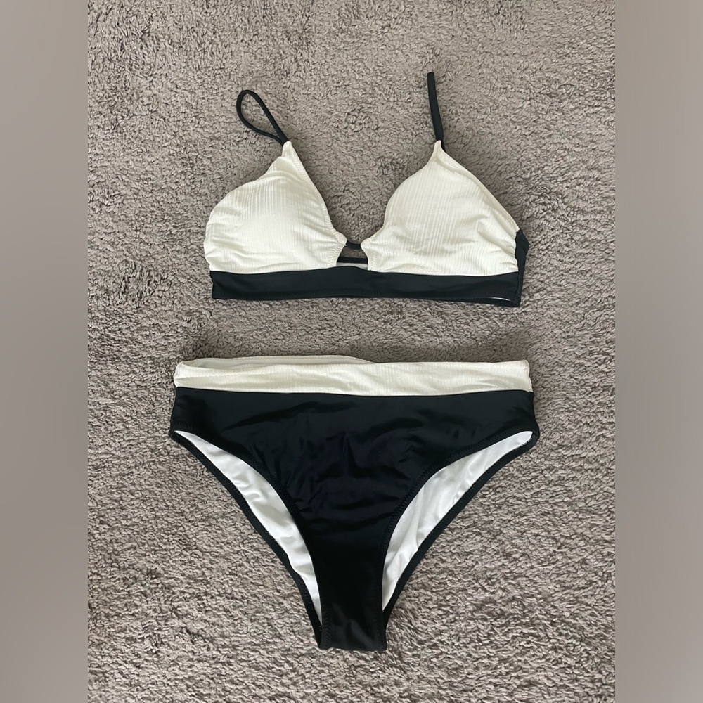 Black White Bikini Set Large